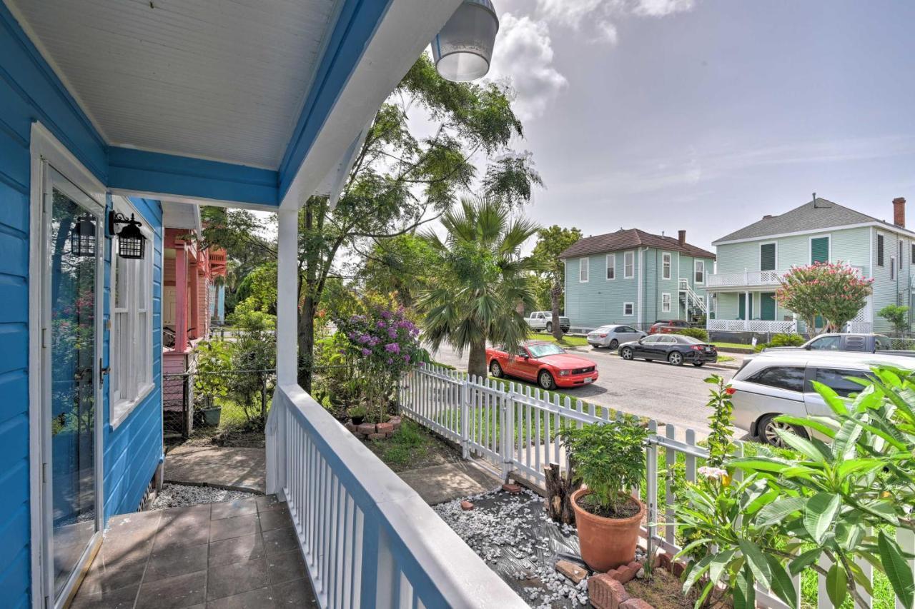 Bright Galveston Bungalow Half Mi To Pleasure Pier Екстер'єр фото