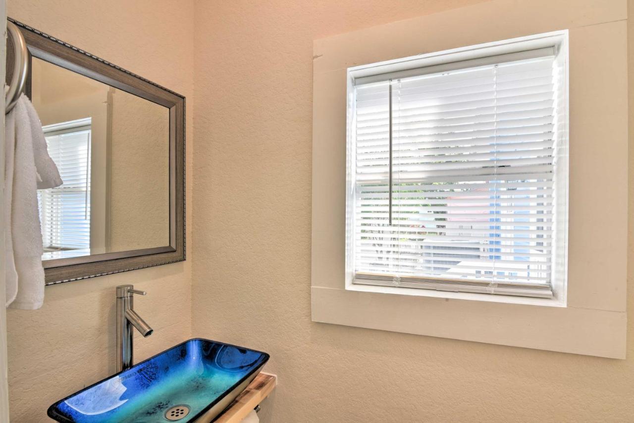 Bright Galveston Bungalow Half Mi To Pleasure Pier Екстер'єр фото
