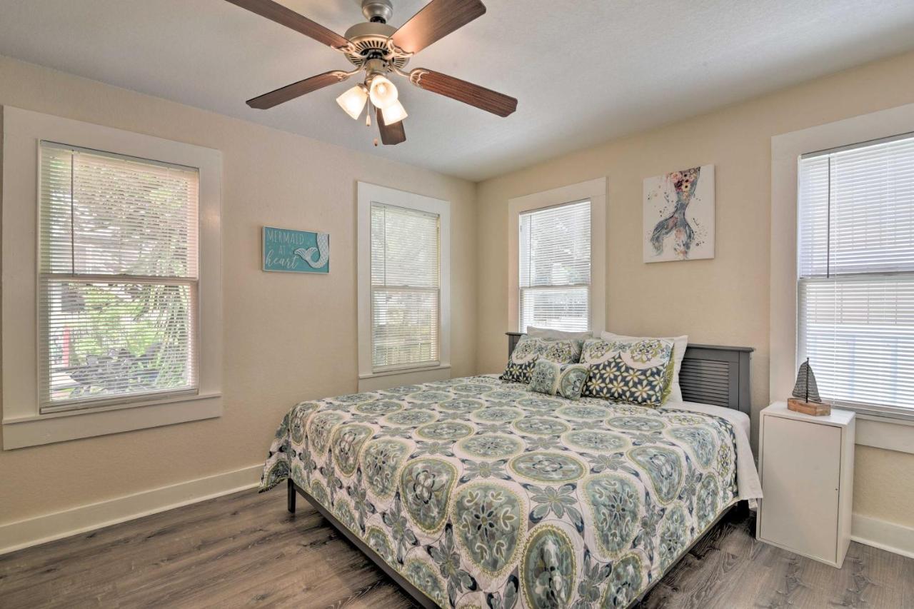 Bright Galveston Bungalow Half Mi To Pleasure Pier Екстер'єр фото