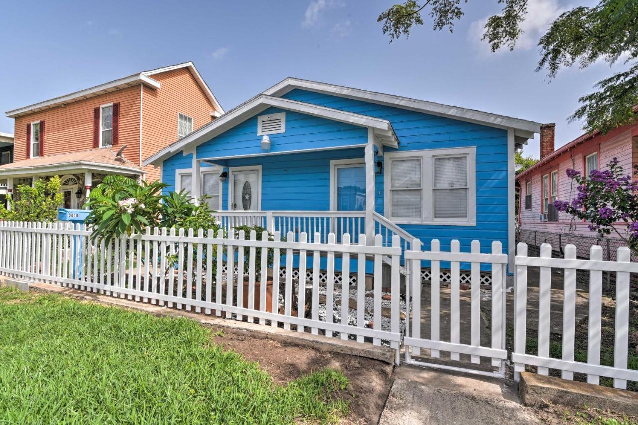 Bright Galveston Bungalow Half Mi To Pleasure Pier Екстер'єр фото