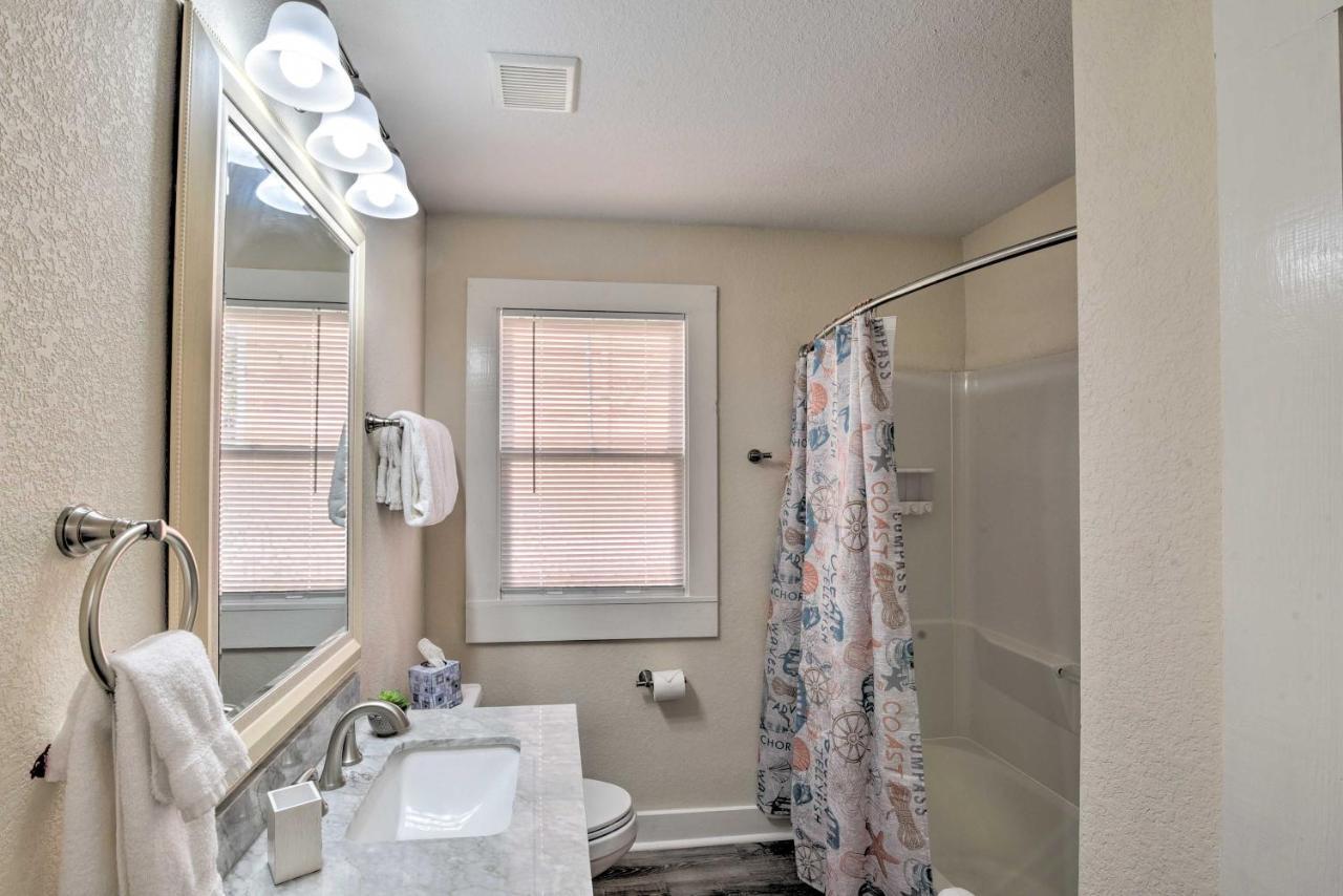 Bright Galveston Bungalow Half Mi To Pleasure Pier Екстер'єр фото